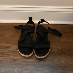 Merrell Black Strappy Sandals